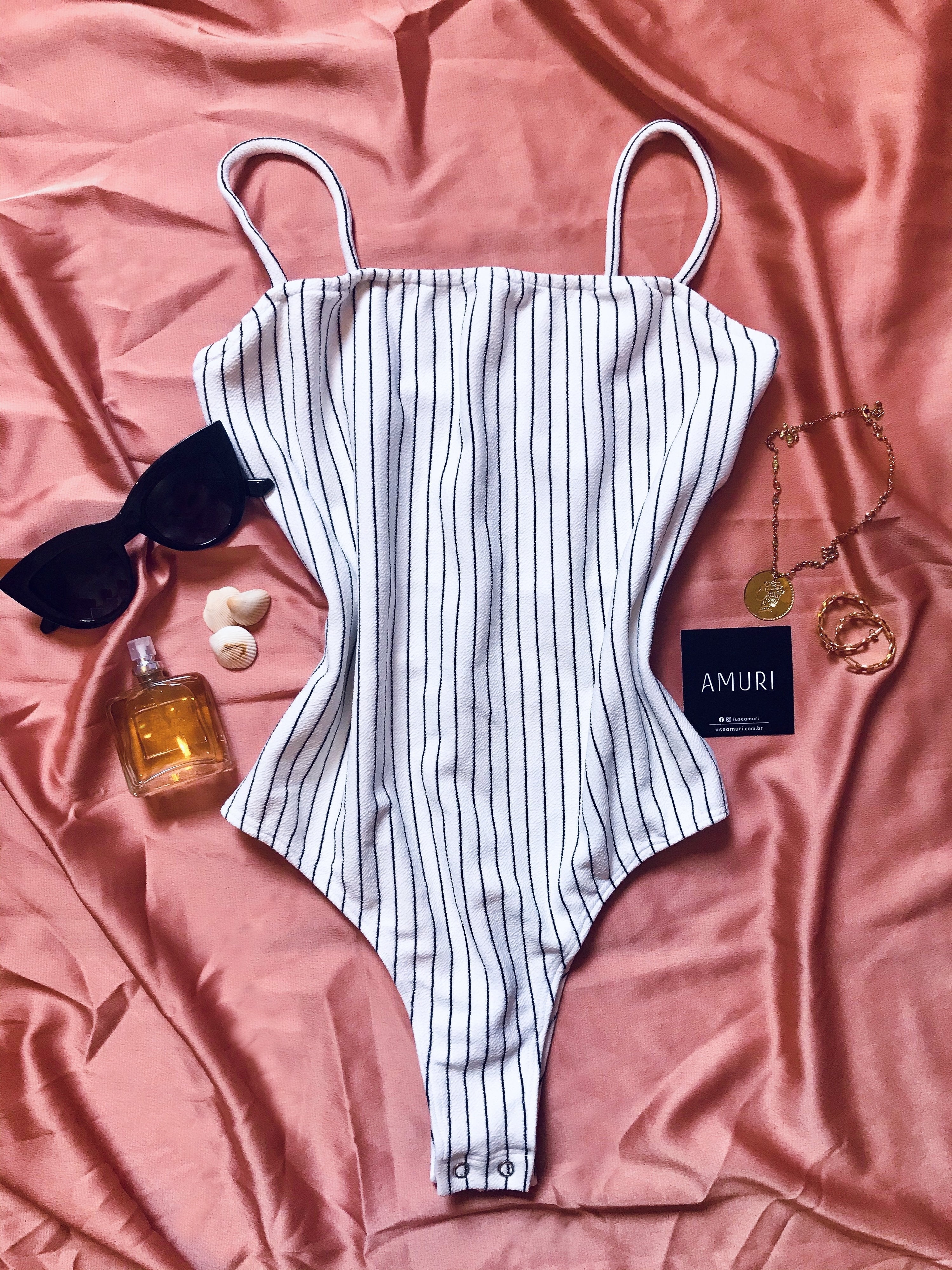 Body Minimal Listras Branco e Preto