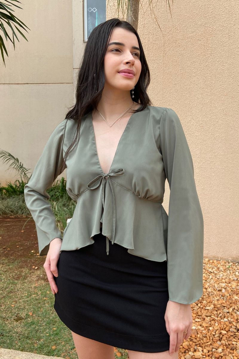 Blusa Leve Decote V Oliva