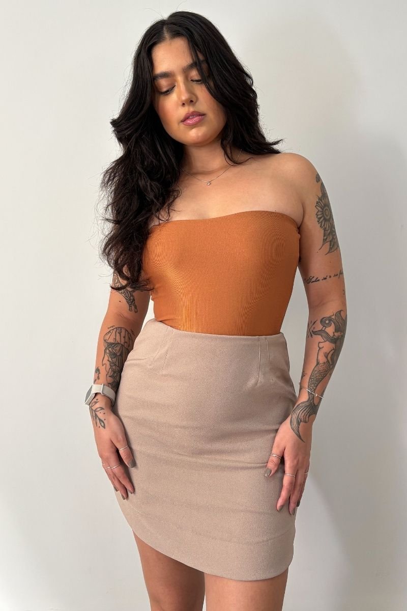 Saia Alfaiataria Cintura Alta Areia