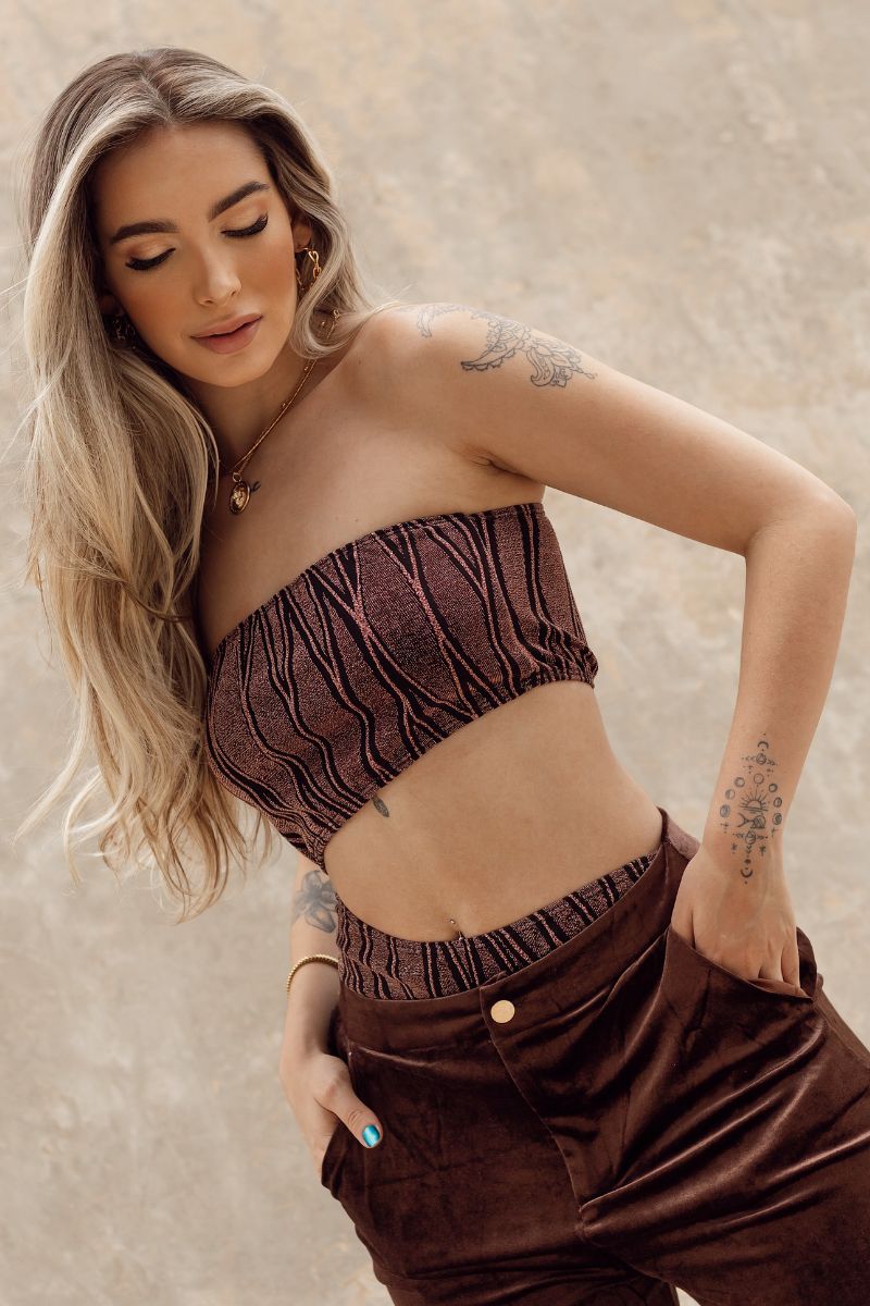 Body Lurex Recorte Assimétrico Preto e Rosa