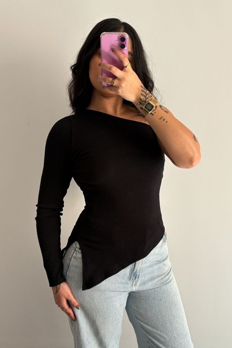 Blusa Alongada Nula Manga Preta
