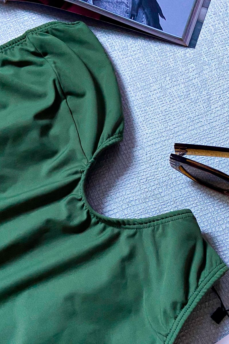 Body Recortes Verde Sálvia