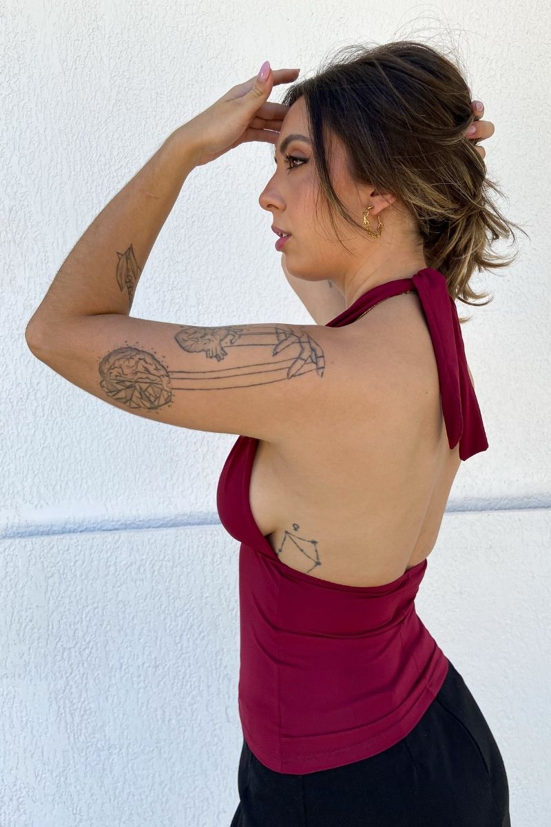 Blusa Frente Única Vinho