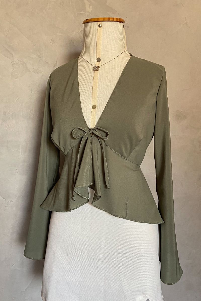 Blusa Leve Decote V Oliva