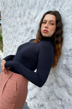 Body Essencial Manga Longa Gola Alta Preto