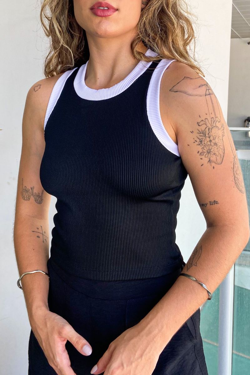 Blusa Duo Preta e Branca