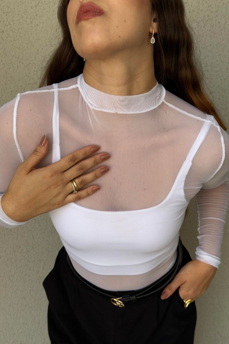 Blusa Tule Manga Longa e Gola com Top Branca