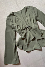 Blusa Leve Decote V Oliva