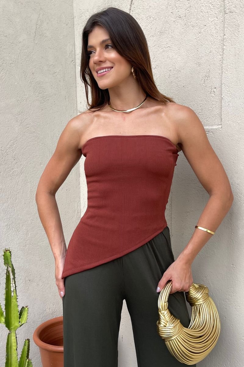 Blusa Alongada Decote Reto Canela