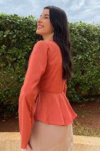 Blusa Leve Decote V Terracota