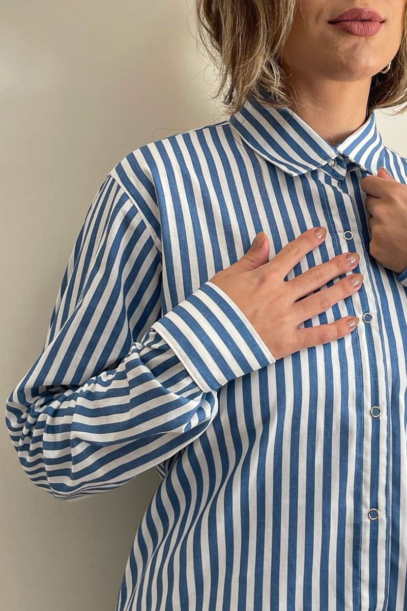 Camisa Máxi Conforto Listras Branco e Azul